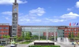 长春财经学院去长春火车站怎么走