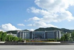 云龙山财经学院怎么样知乎