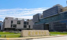 黑龙江财经学院教学楼怎么走